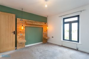 Bedroom- click for photo gallery